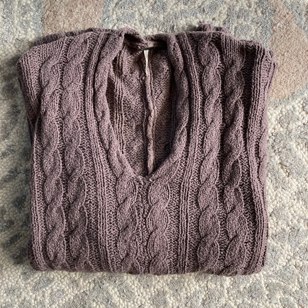 *LIKE NEW* Free People heavy weight knit sweater